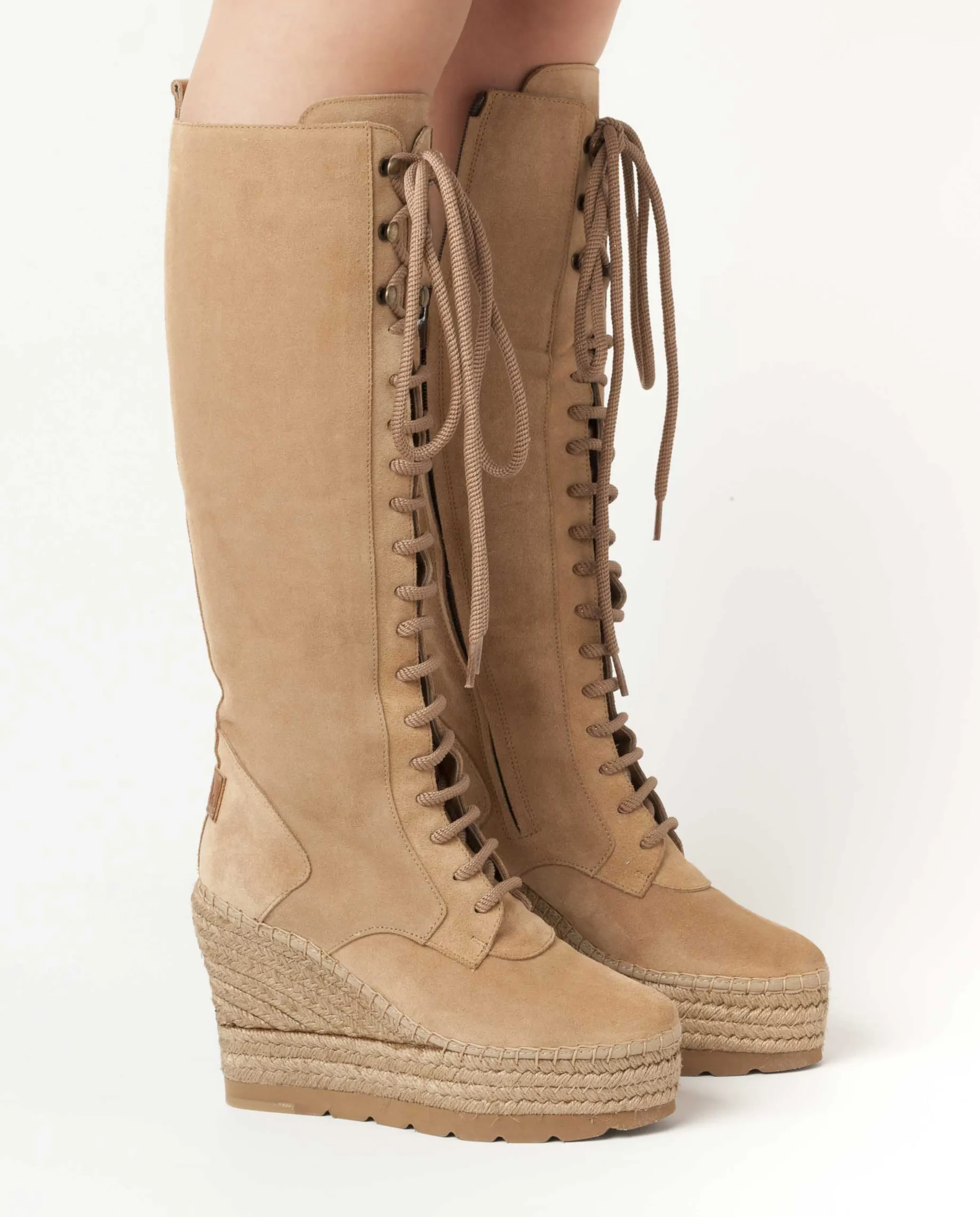 Bota alta en serraje nude Tilo 7