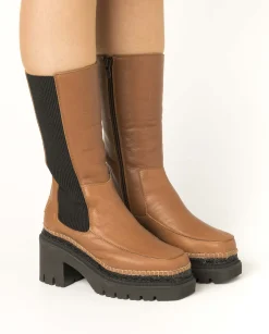 Bota alta en velvet cuero Panteta