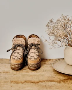 Bota baja borreguito en serraje camel Creta