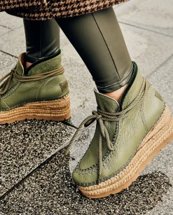 Bota baja en napa kaki Creta