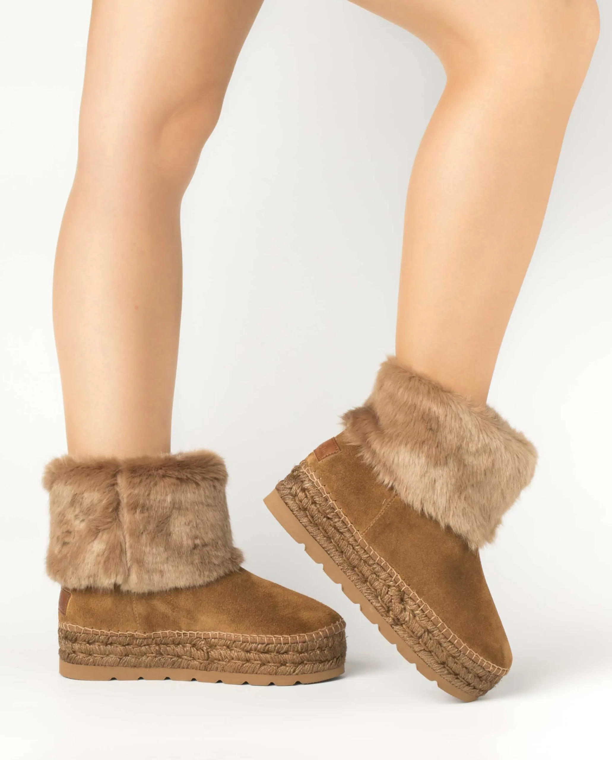 Bota baja en serraje cuero oscuro Merce Doble