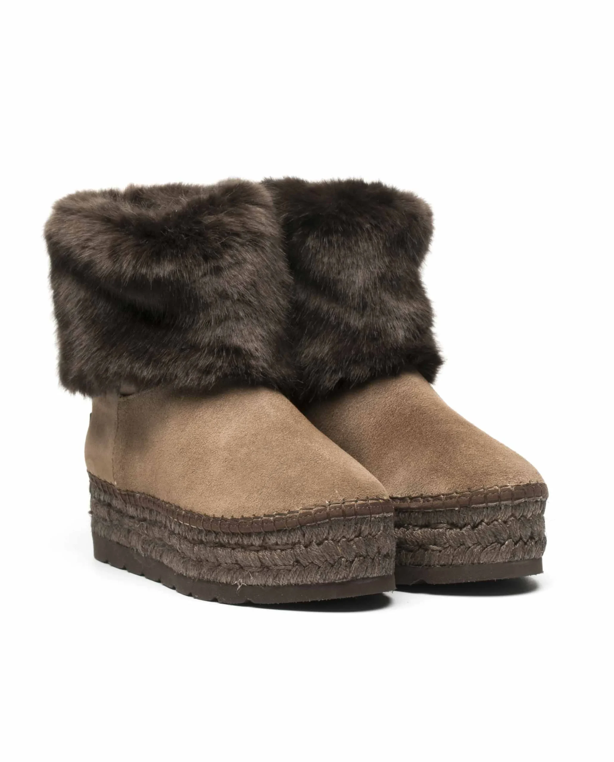 Bota baja en serraje taupe Merde Doble