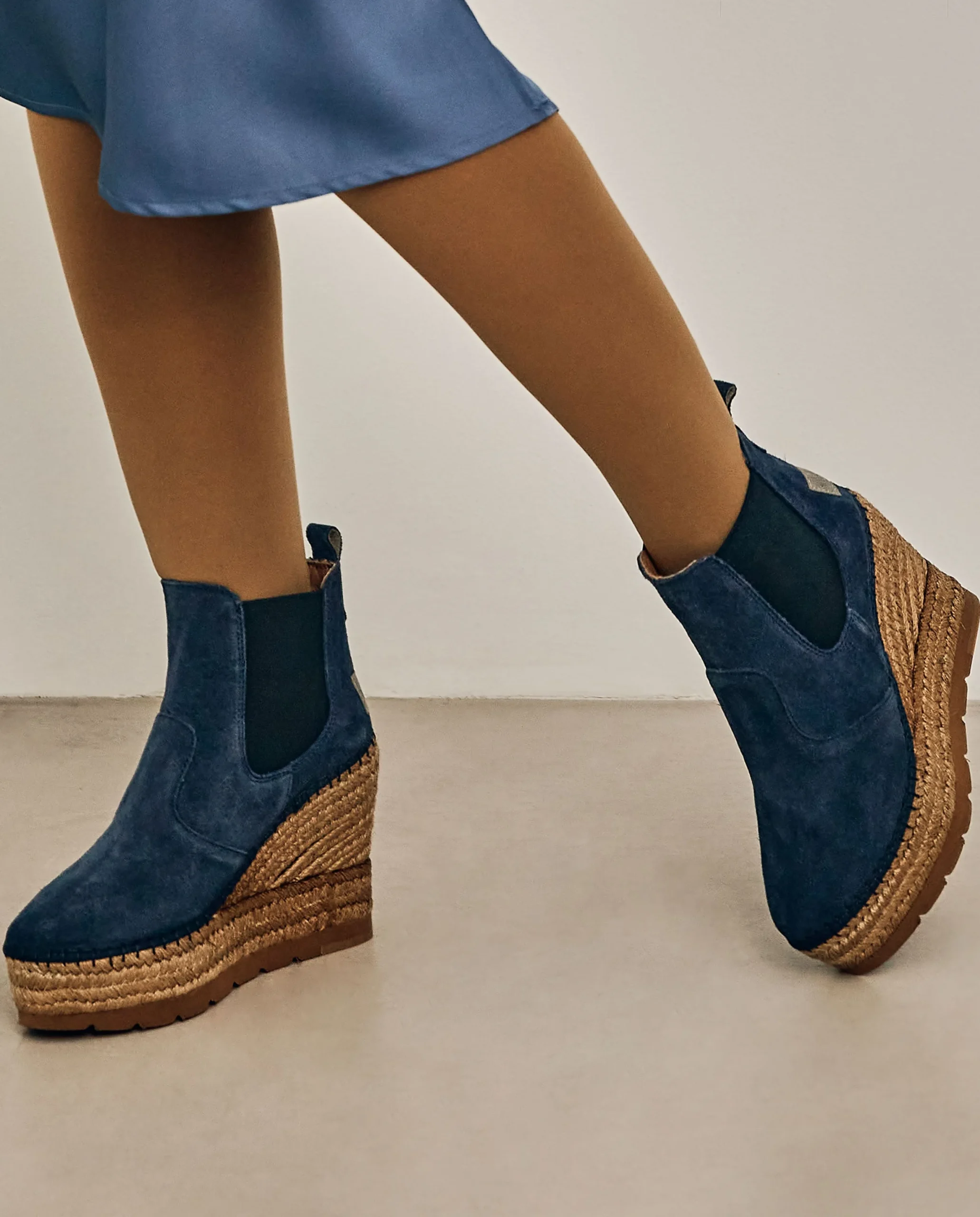 Botin Chelsea en serraje marino Tilo 7