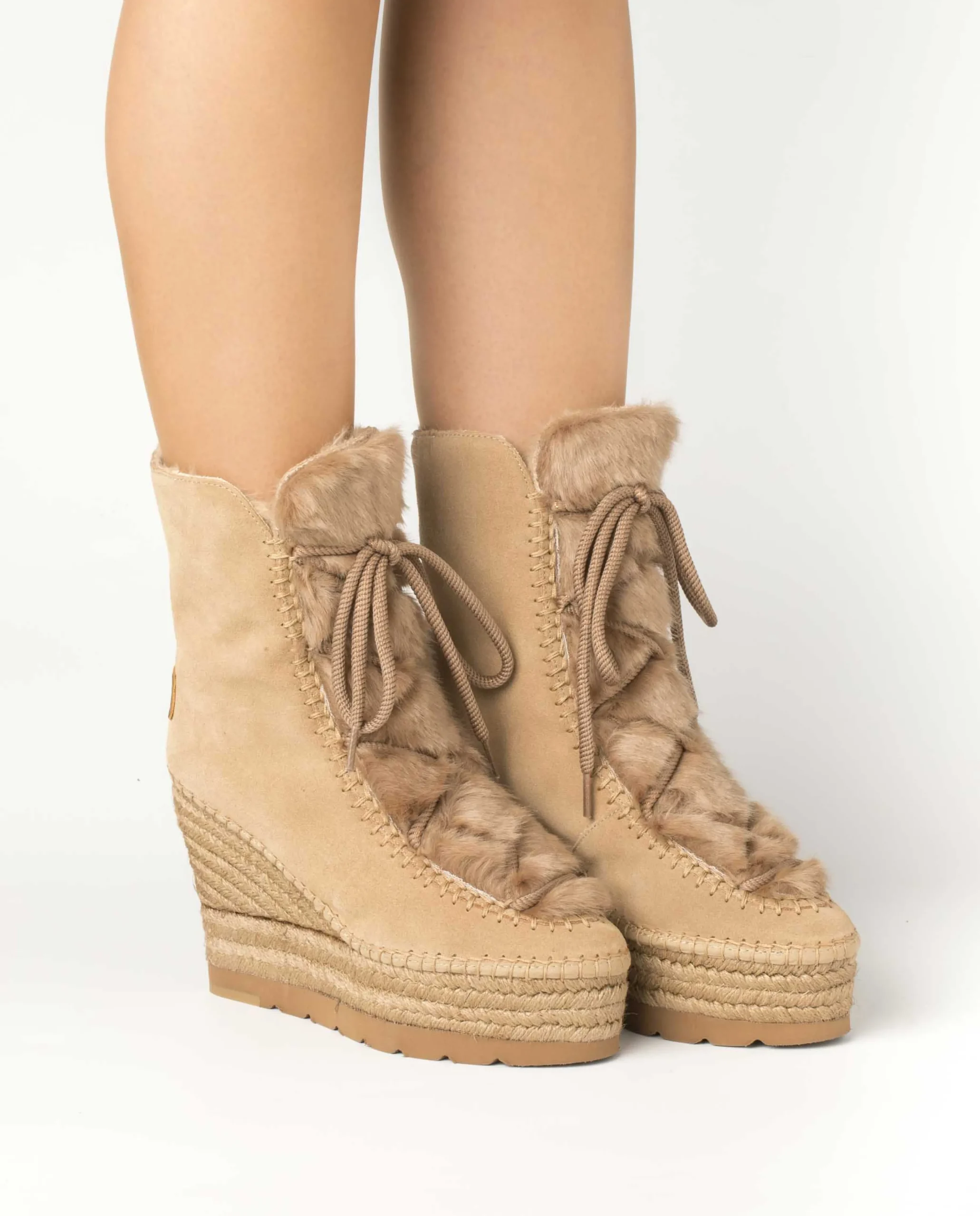 Botin de pelo en serraje nude Tilo 7