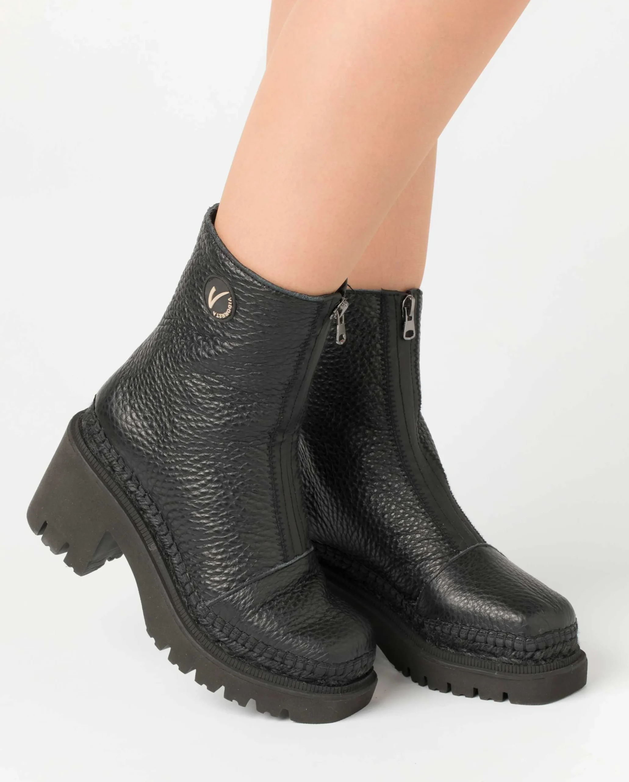 Botin en bost negro Panteta
