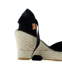 Campesina pico serraje negro Tilo 7