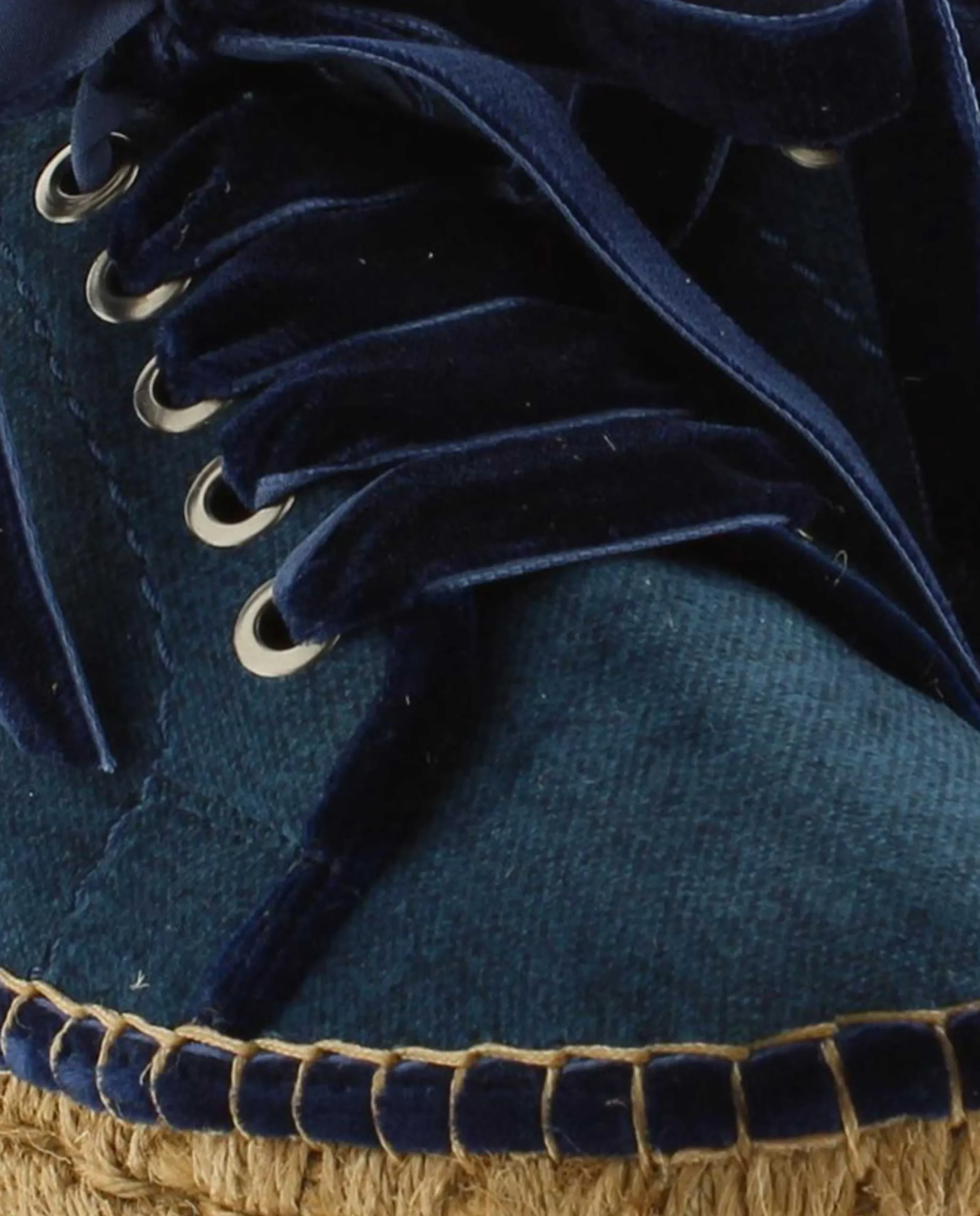 Deportivo de terciopelo marino en Merce Doble