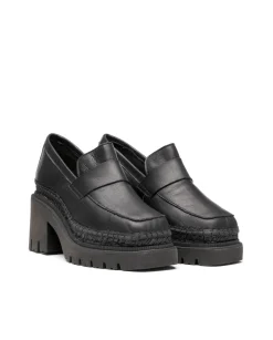 Mocasín de tacón en velvet negro Panteta