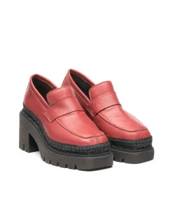 Mocasín de tacón en velvet burdeos Panteta