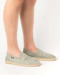 Mocasín serraje agua Borneo