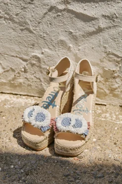 Sandalia abierta trenza natural jeans