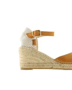 Sandalia en serraje cuero Clavel