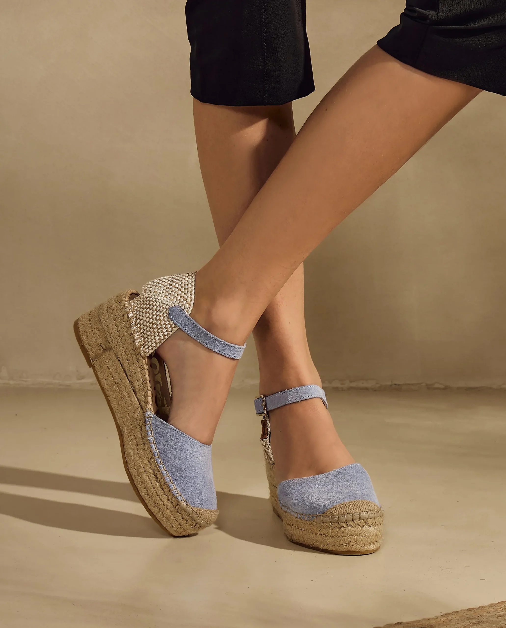 Sandalia en serraje jeans Creta