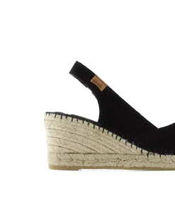 Sandalia en serraje negro Clavel