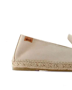 Slipper en serraje arena Borneo