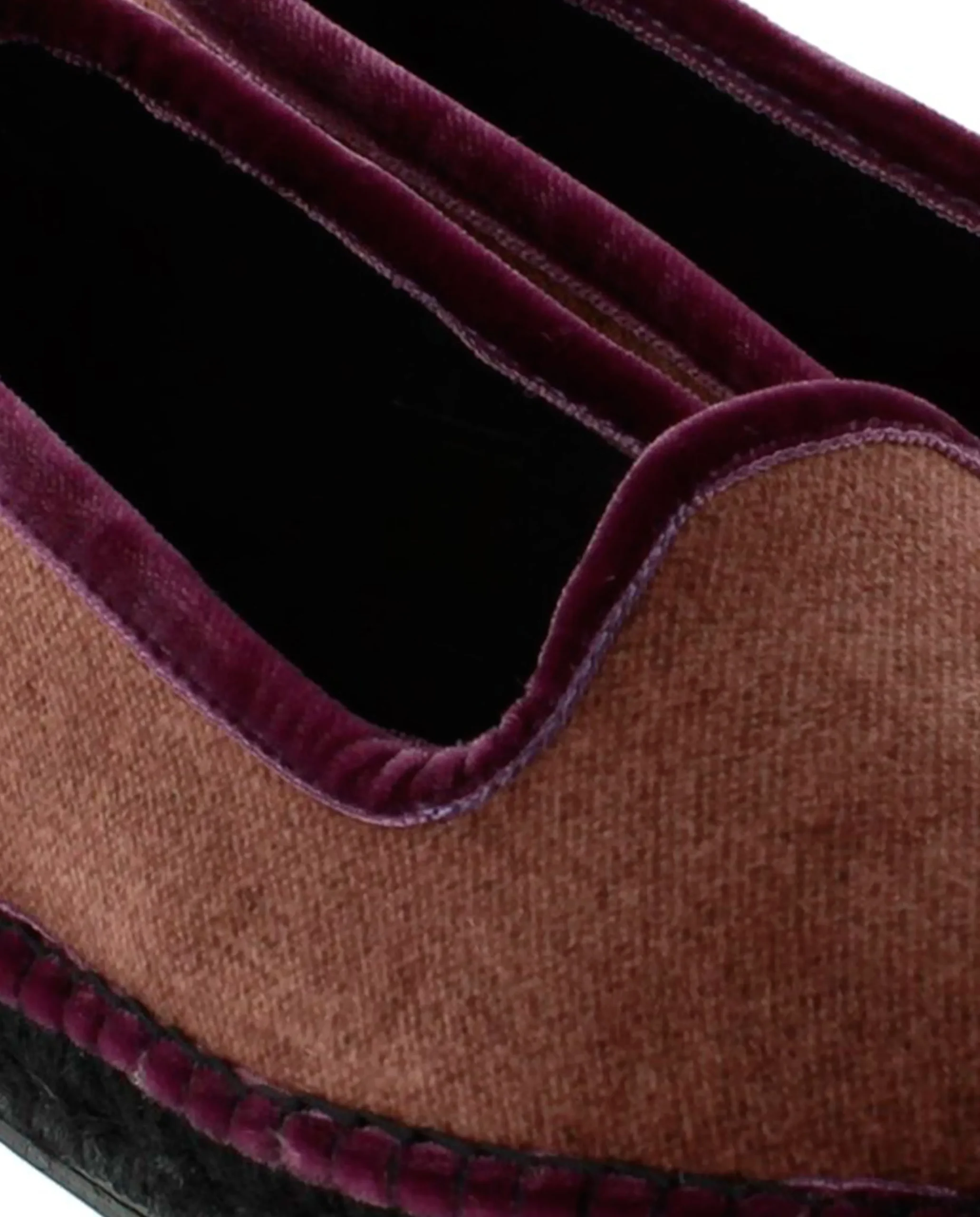 Slipper en terciopelo berenjena Pitiusa