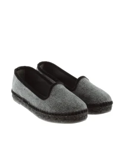 Slipper en terciopelo negro Pitiusa