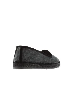 Slipper en terciopelo negro Pitiusa