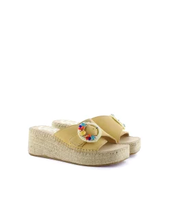 Zueco broche en serraje limón Vinci