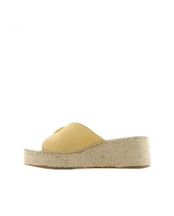 Zueco broche en serraje limón Vinci