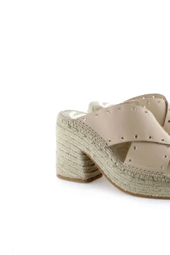 Zueco cruzado vaquetta natural