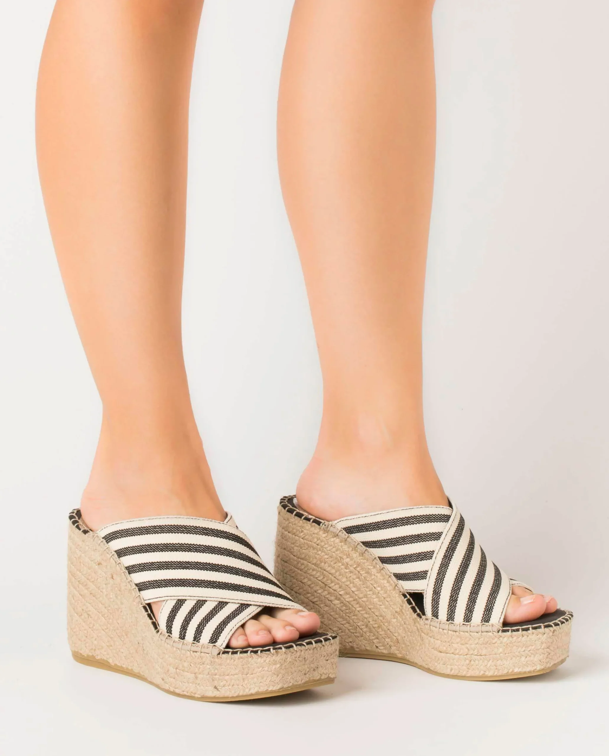 Zueco lino negro Monet